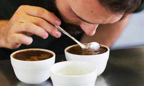 Evde Aile Boyu Kahve Tadımı: Farklı Kahve Çeşitlerini Keşfedin